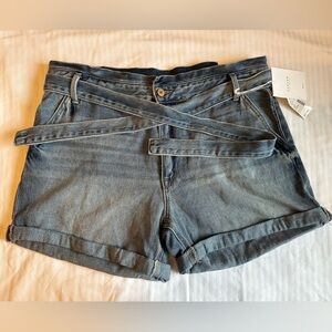 KanCan Blue Jean Belted Shorts NWT